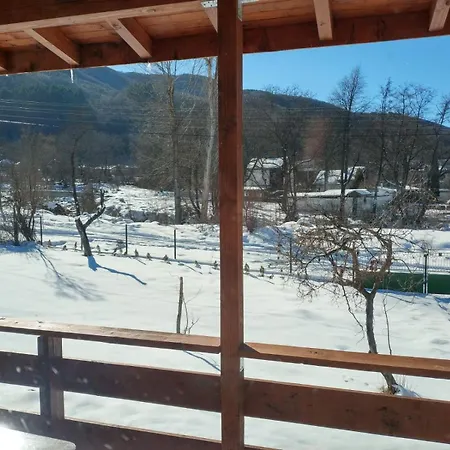 осоговска бистрица カントリーハウス *